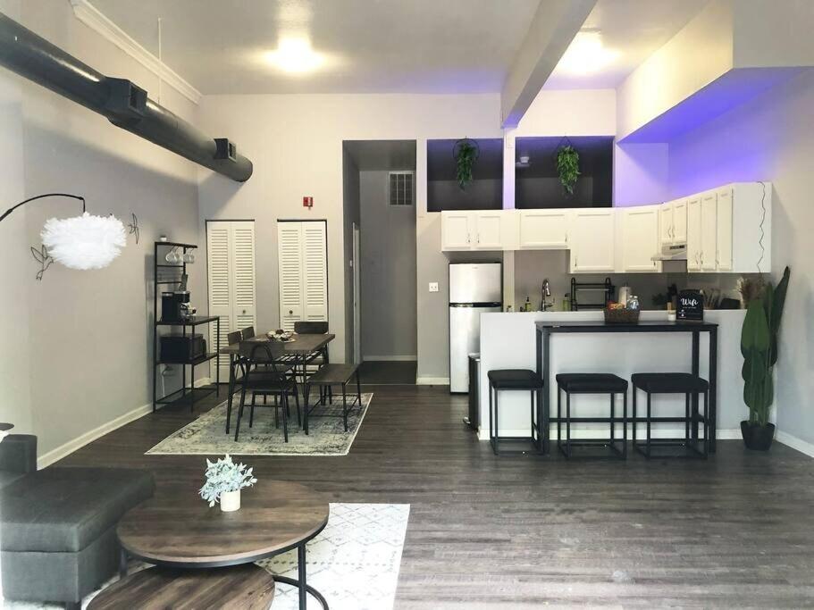 Ferienwohnung Downtown Cleveland -Modern First Floor Unit Exterior foto